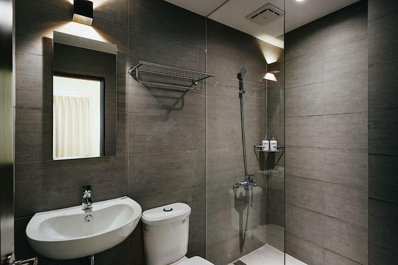 Mutter Apartment Tainan Exterior foto